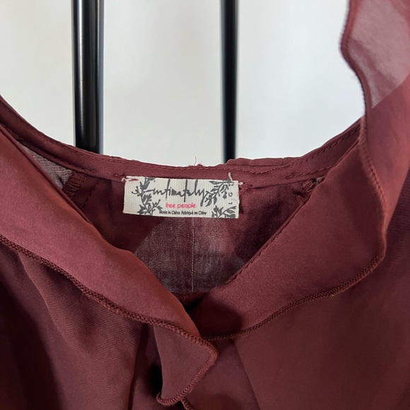 FREE PEOPLE TOP - Picture 2 of 4